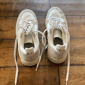 Veja Cream Lace-Up Sneakers